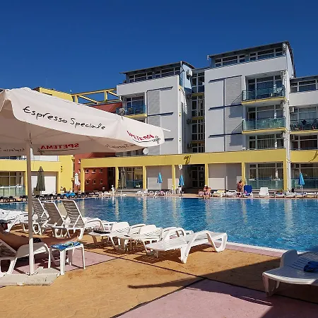 елит 3 Elit 3 Apartment