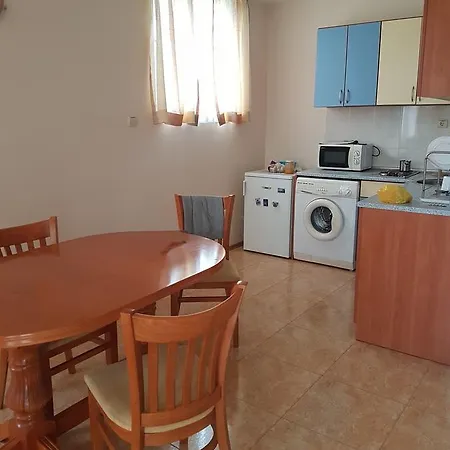 елит 3 Elit 3 Apartment